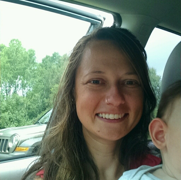 Meet your Posher, Denise - Picture 1 of 1